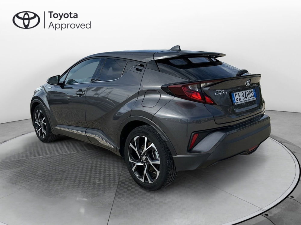 Toyota Toyota C-HR usata a Ragusa (4)