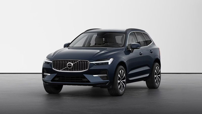 Volvo XC60 B4 automatico Core  nuova a Como