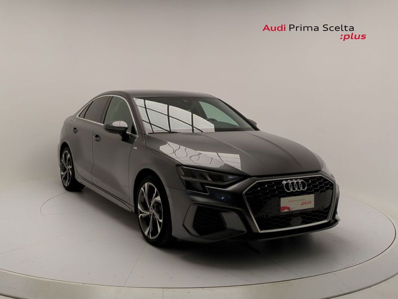 Audi A3 Sedan 35 TDI S tronic S line edition  del 2023 usata a Pratola Serra