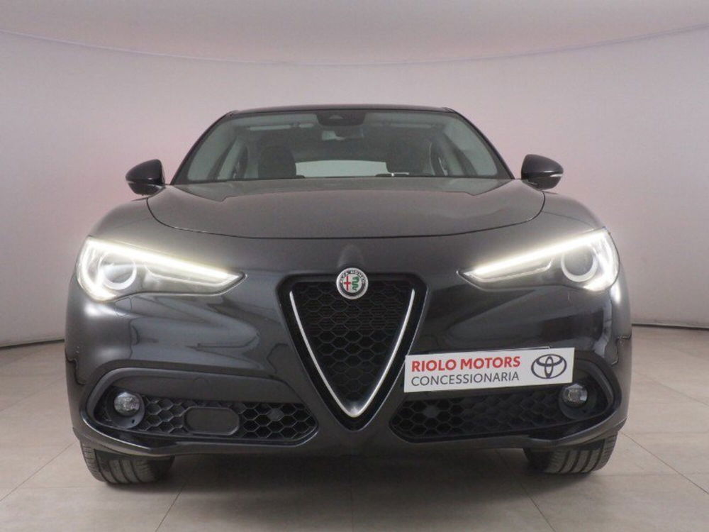 Alfa Romeo Stelvio usata a Palermo (4)