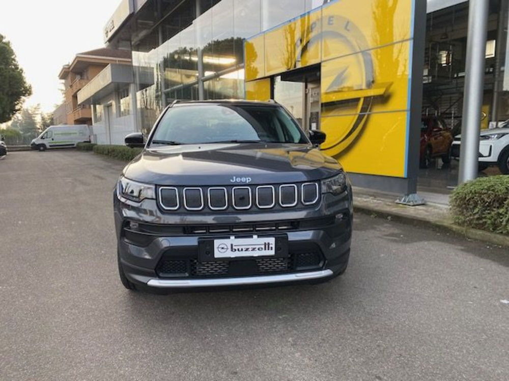 Jeep Compass nuova a Milano (2)