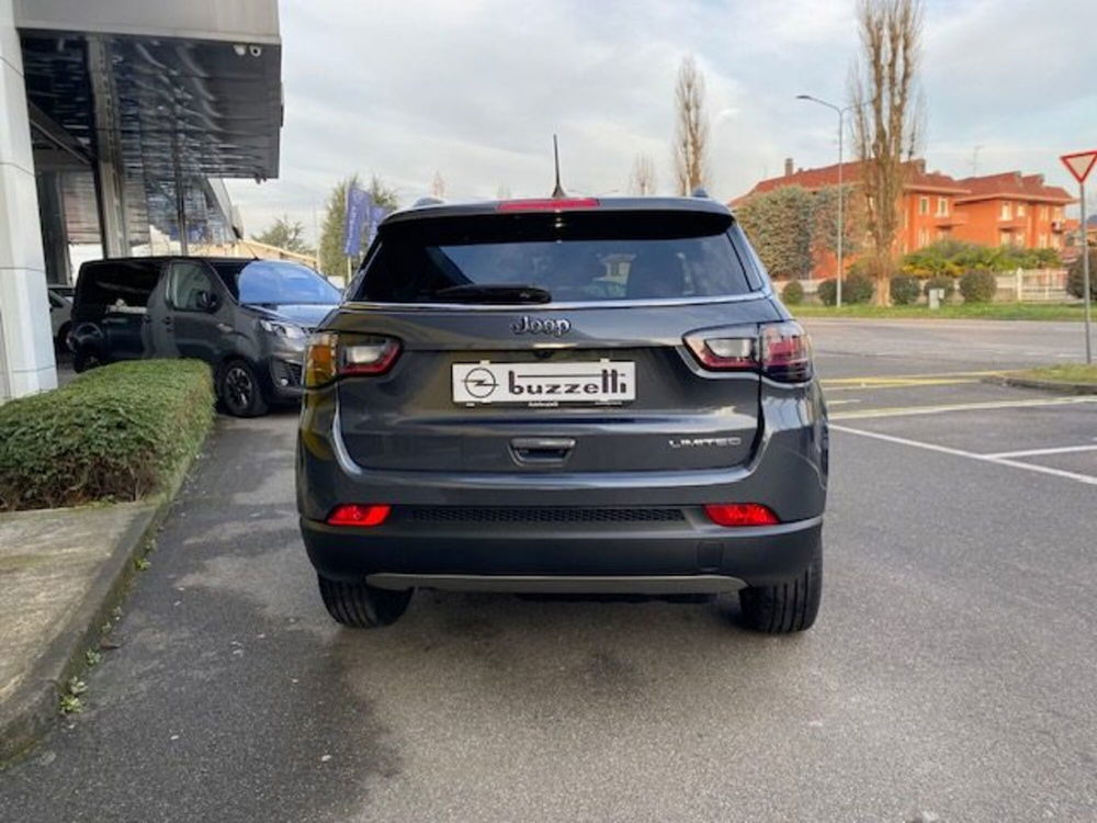 Jeep Compass nuova a Milano (6)