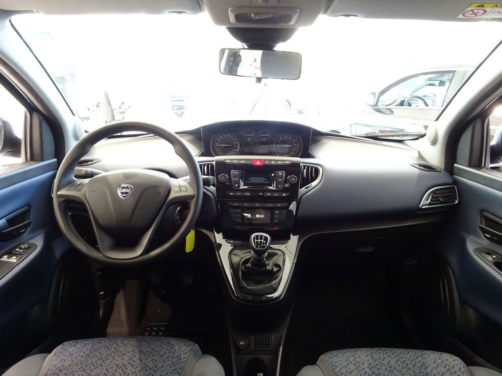 Lancia Ypsilon nuova a Venezia (13)