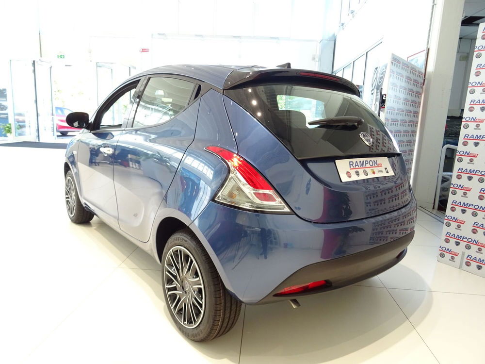 Lancia Ypsilon nuova a Venezia (3)