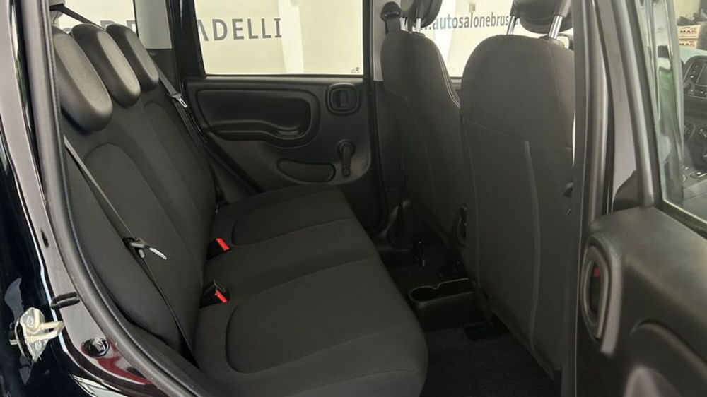 Fiat Panda Cross nuova a Lecco (13)