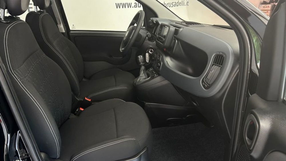 Fiat Panda Cross nuova a Lecco (6)