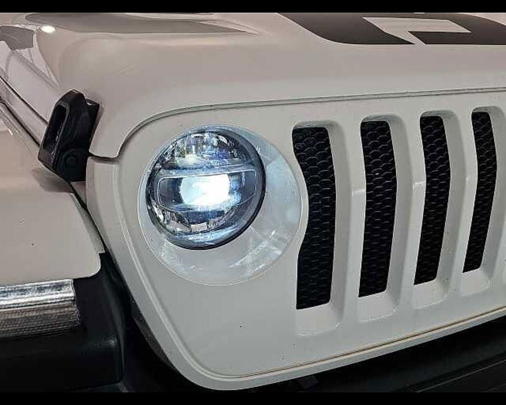 Jeep Wrangler Unlimited usata a Roma (12)