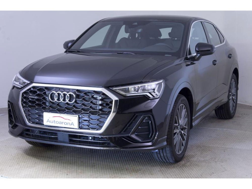 Audi Q3 Sportback nuova a Novara