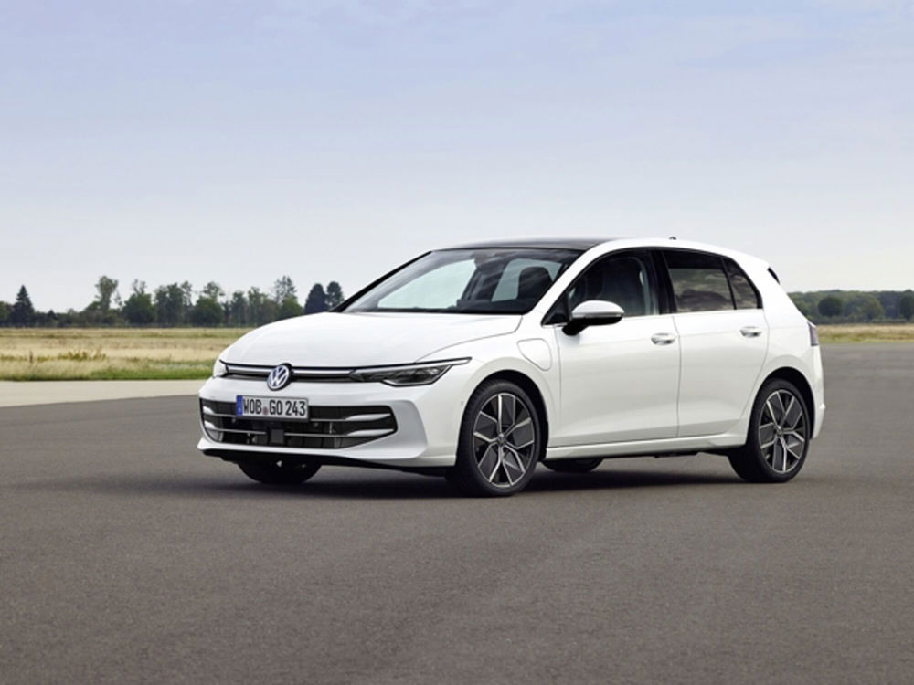 Volkswagen Golf nuova a Novara