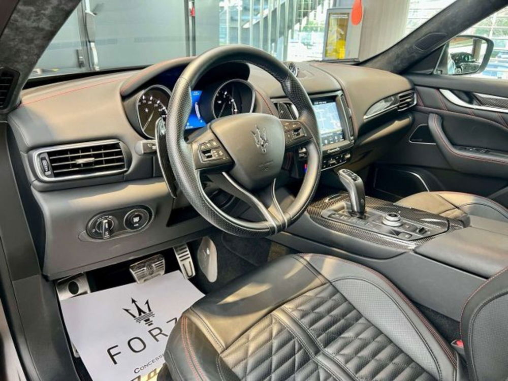 Maserati Levante usata a Torino (10)