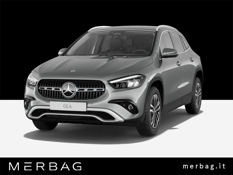 Mercedes-Benz GLA SUV 180 Automatic Premium nuova a Milano