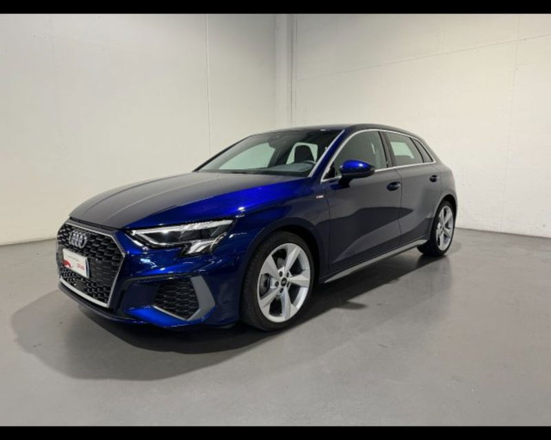 Audi A3 Sportback 30 TDI S line edition  del 2023 usata a Conegliano