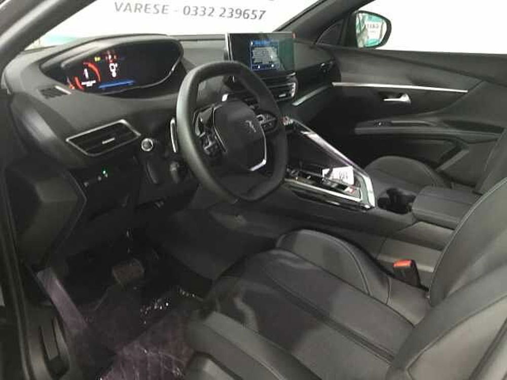 Peugeot 5008 nuova a Varese (7)