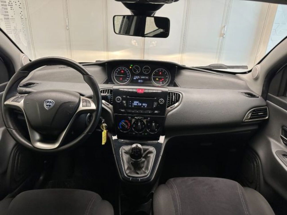 Lancia Ypsilon usata a Cuneo (11)