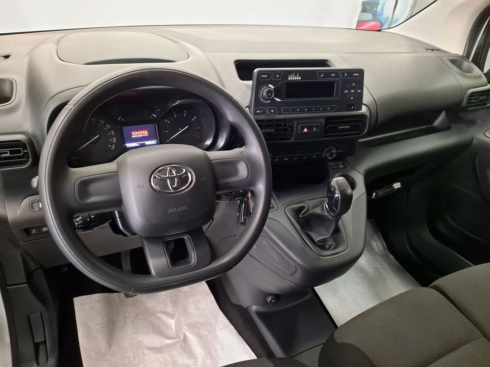 Toyota Proace City usata a Roma (10)