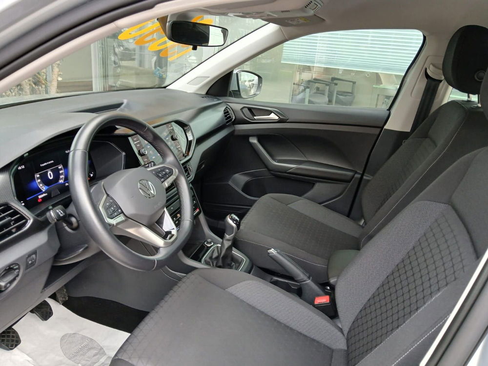 Volkswagen T-Cross usata a Milano (10)