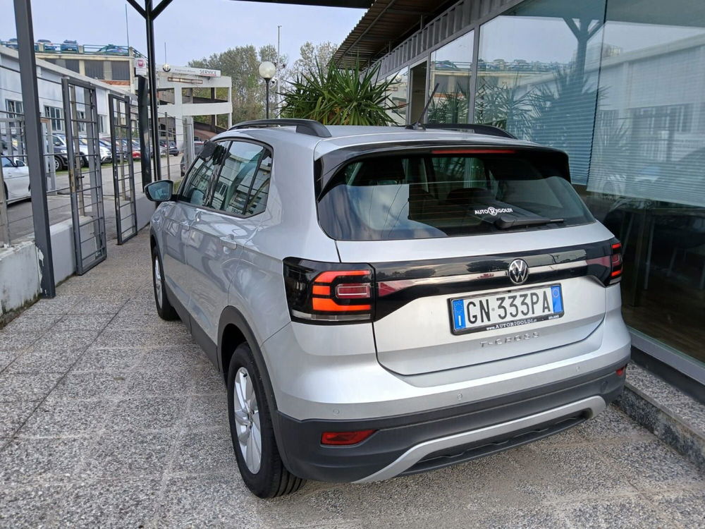 Volkswagen T-Cross usata a Milano (4)