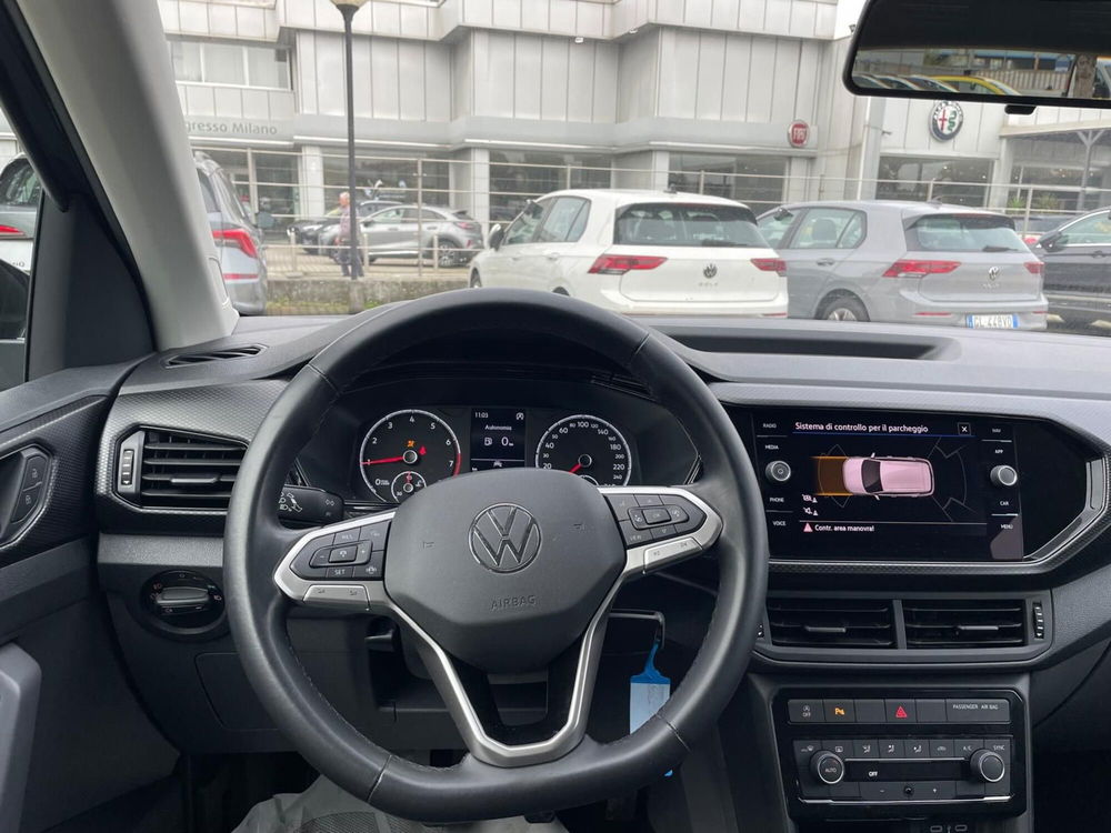 Volkswagen T-Cross usata a Milano (17)