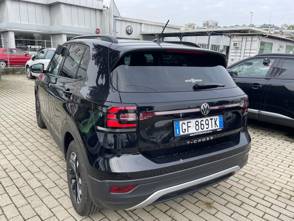 Volkswagen T-Cross usata a Milano (9)