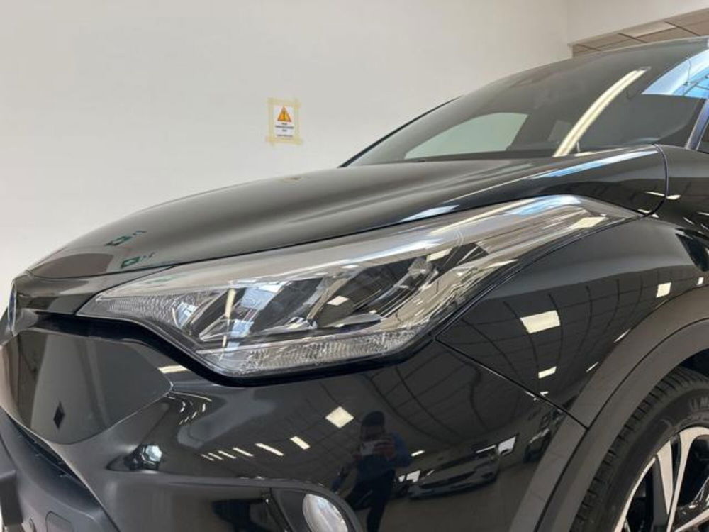 Toyota Toyota C-HR usata a Cuneo (9)