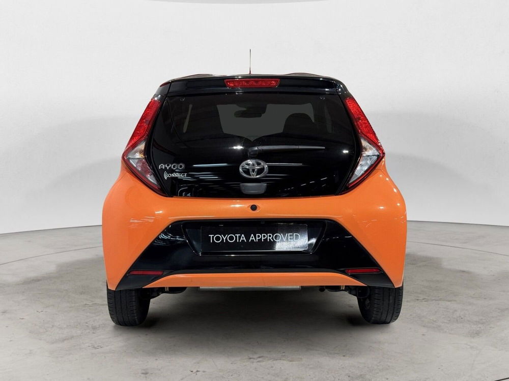 Toyota Aygo usata a Lecco (4)