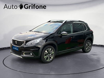 Peugeot 2008 82 S&amp;S Active  del 2019 usata a Modena