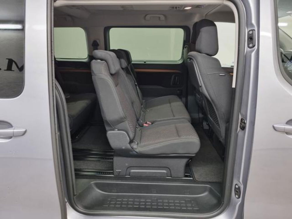 Toyota Proace Verso usata a Como (18)