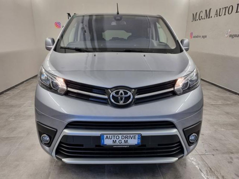 Toyota Proace Verso usata a Como (5)