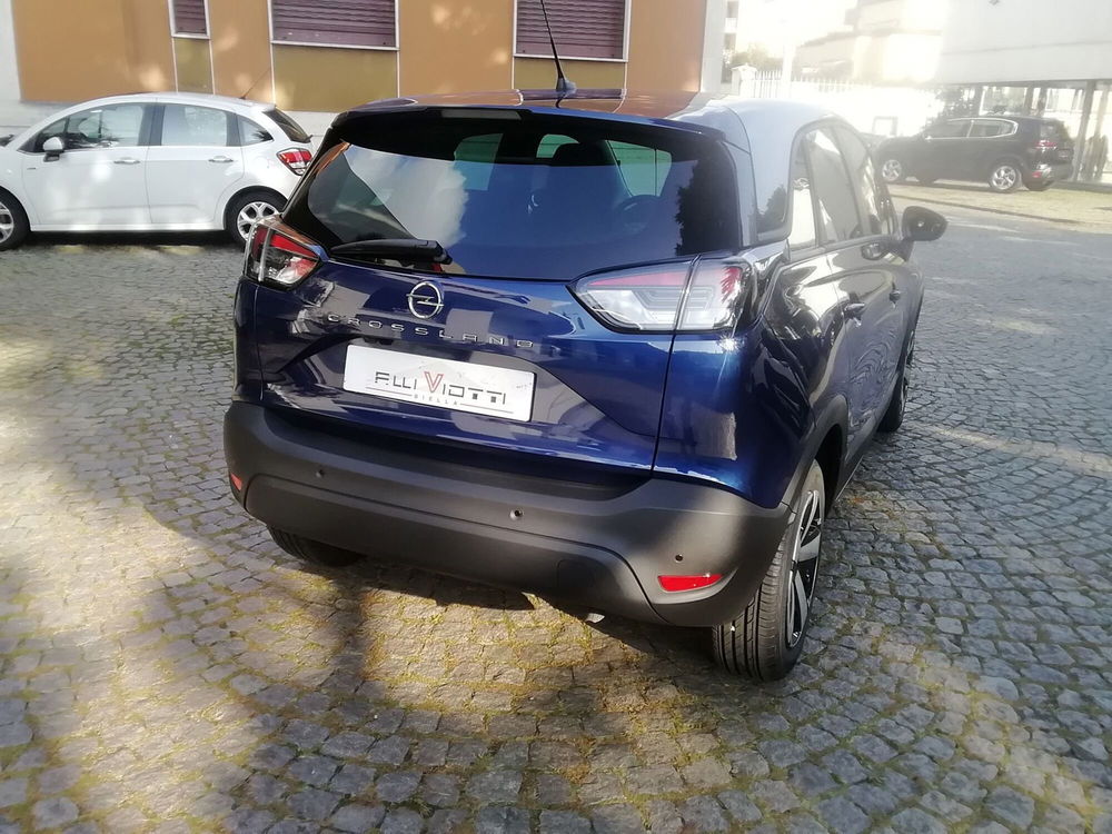 Opel Crossland nuova a Biella (9)