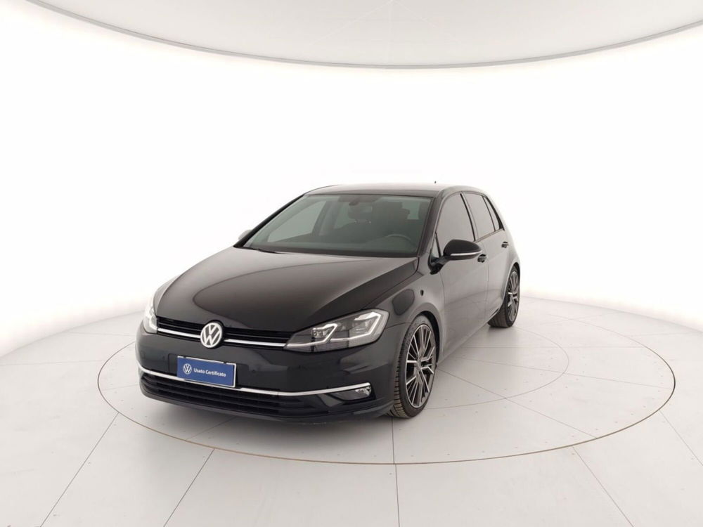 Volkswagen Golf usata a Massa-Carrara