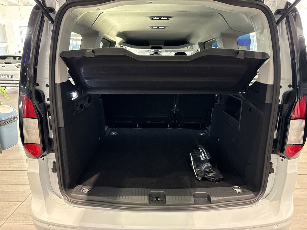 Ford Tourneo Connect usata a Vercelli (7)