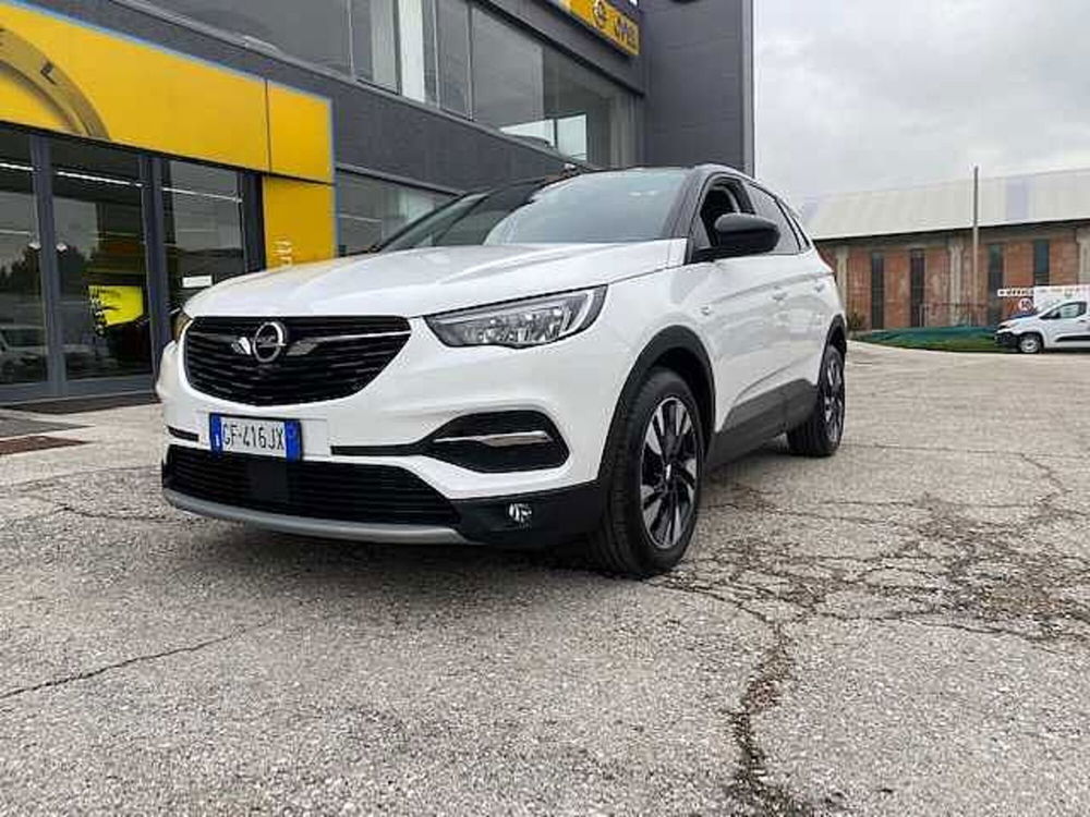 Opel Grandland X usata a Pesaro-Urbino