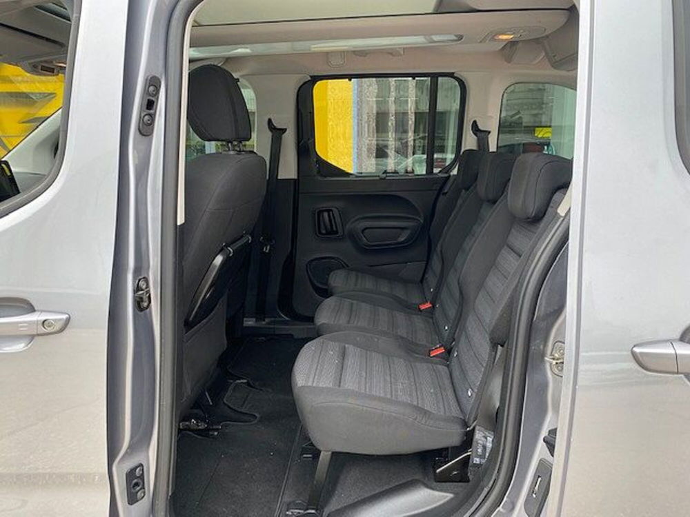 Opel Combo Life usata a Pesaro-Urbino (9)