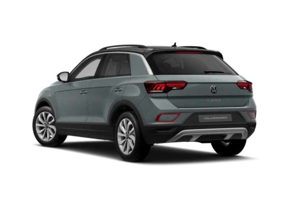 Volkswagen T-Roc nuova a Novara (3)