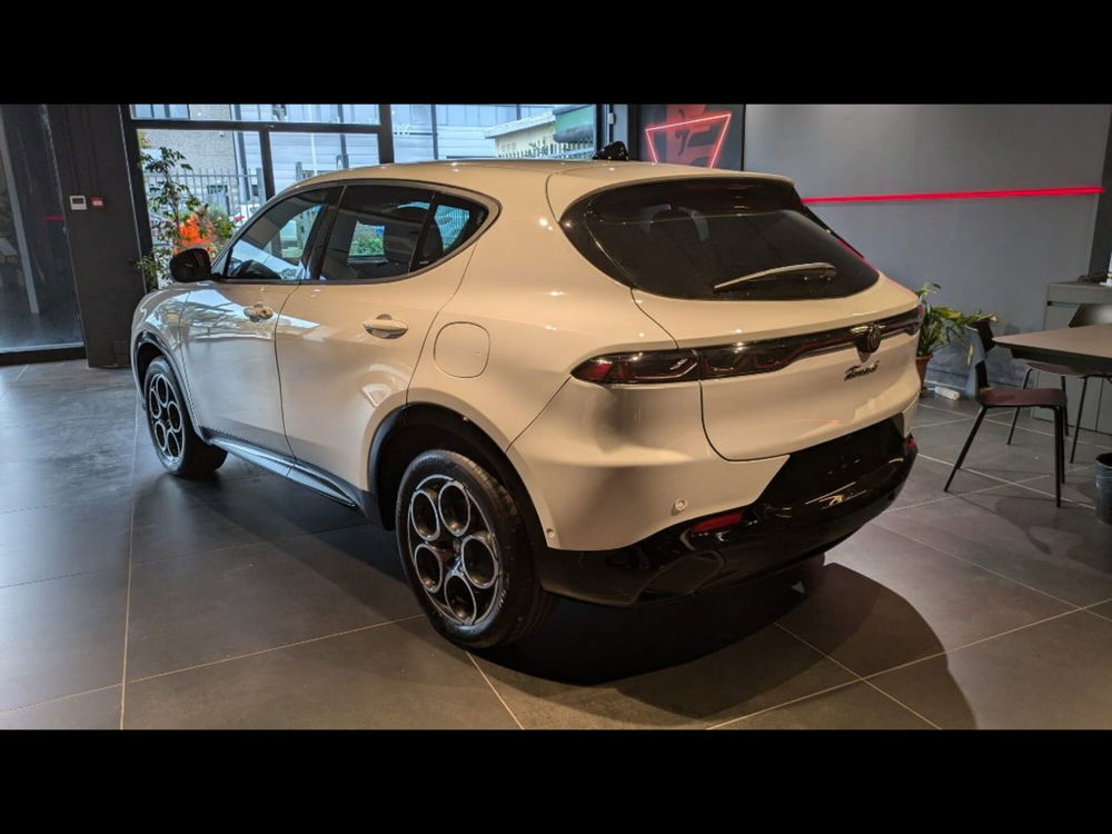 Alfa Romeo Tonale nuova a Siena (3)