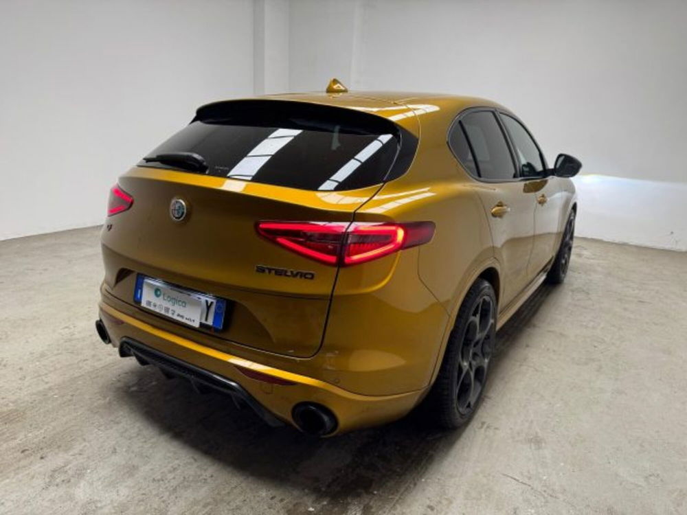 Alfa Romeo Stelvio usata a Biella (10)