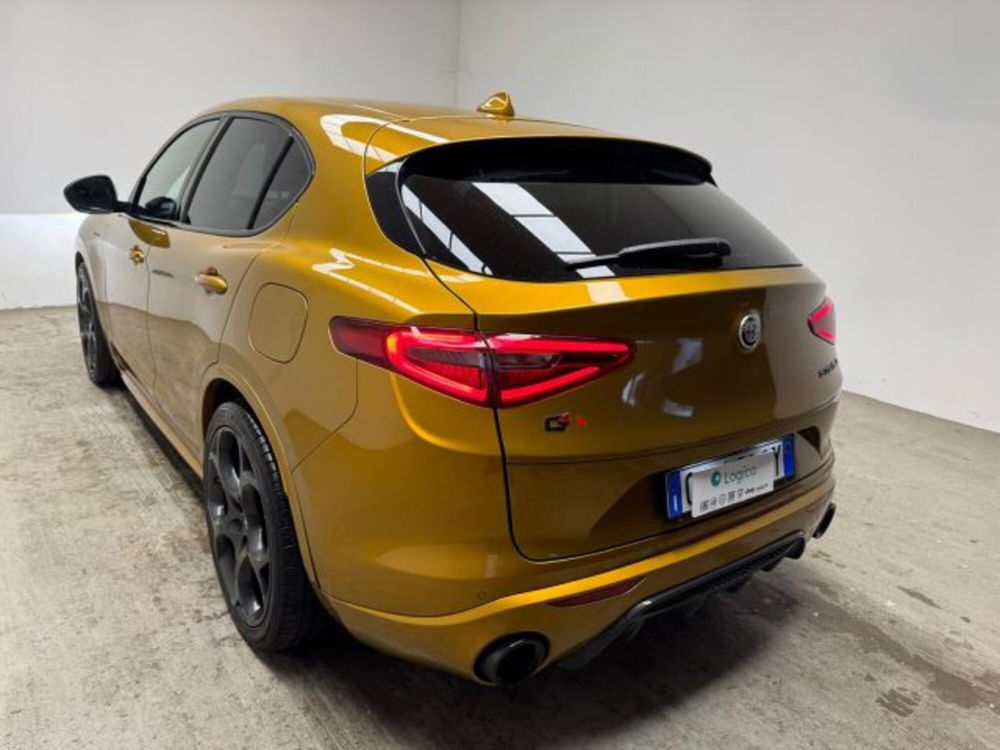 Alfa Romeo Stelvio usata a Biella (3)