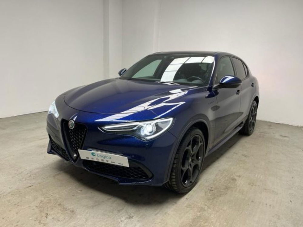 Alfa Romeo Stelvio usata a Biella (6)