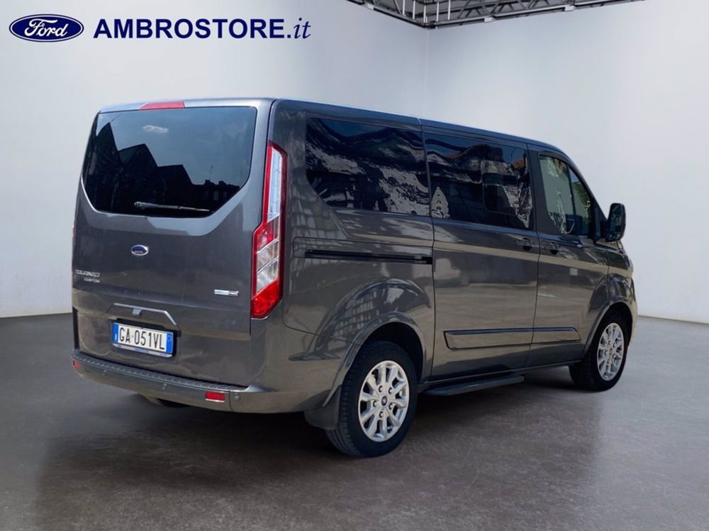 Ford Tourneo Custom usata a Milano (5)