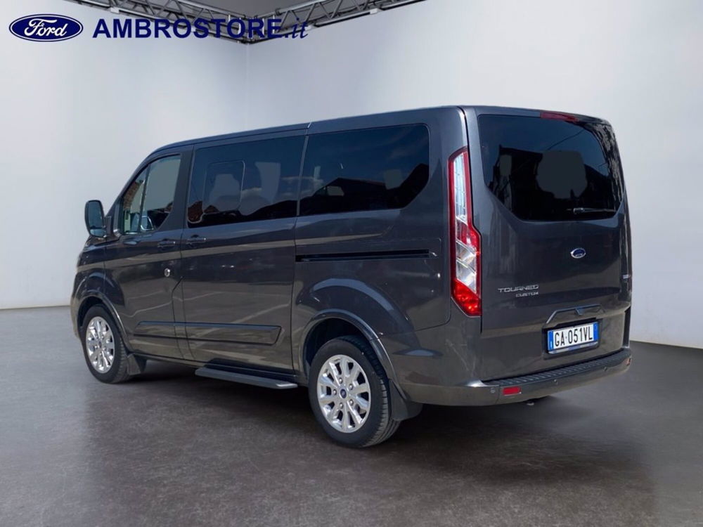 Ford Tourneo Custom usata a Milano (7)