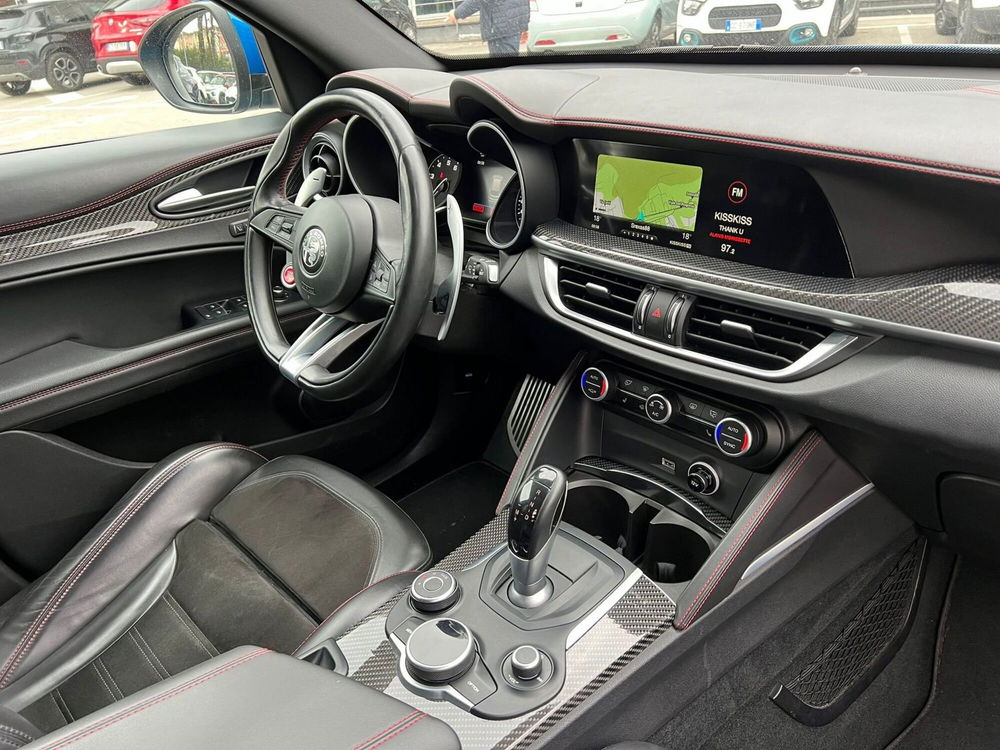 Alfa Romeo Stelvio usata a Salerno (14)