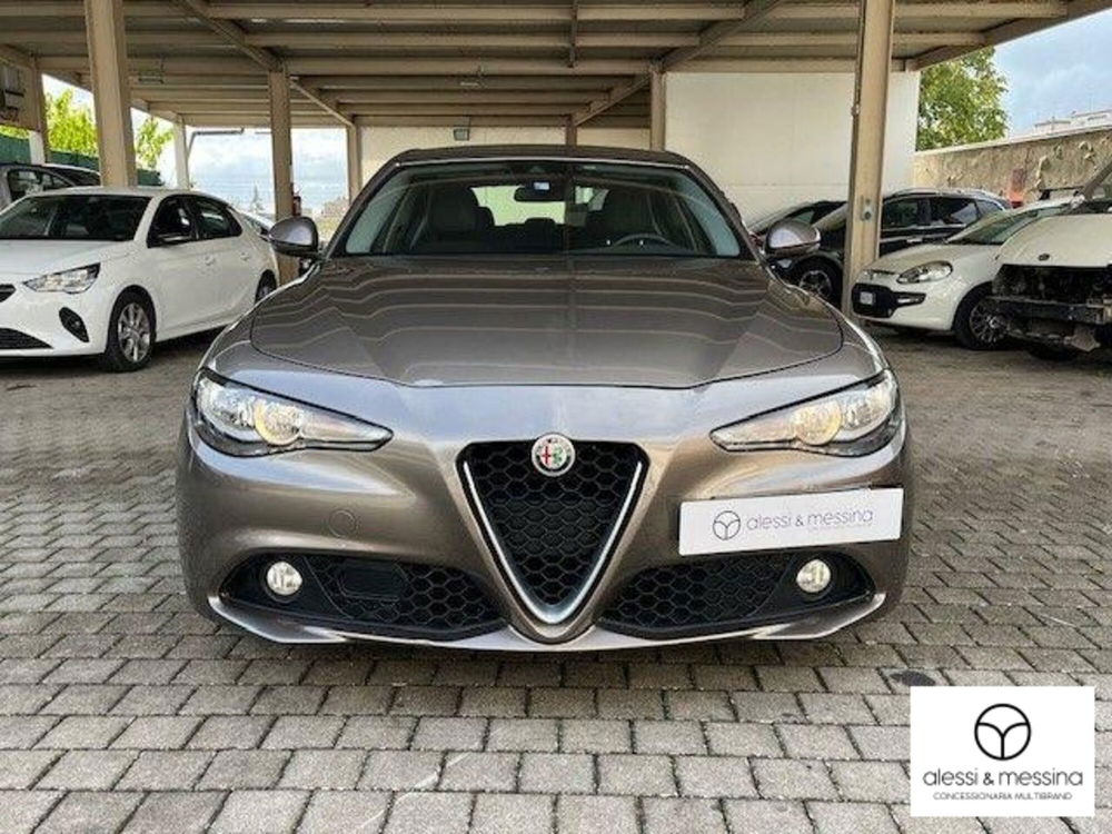 Alfa Romeo Giulia usata a Catania (3)