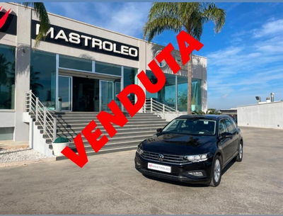 Volkswagen Passat Variant 2.0 TDI SCR 122 CV EVO DSG Business del 2021 usata a Tricase