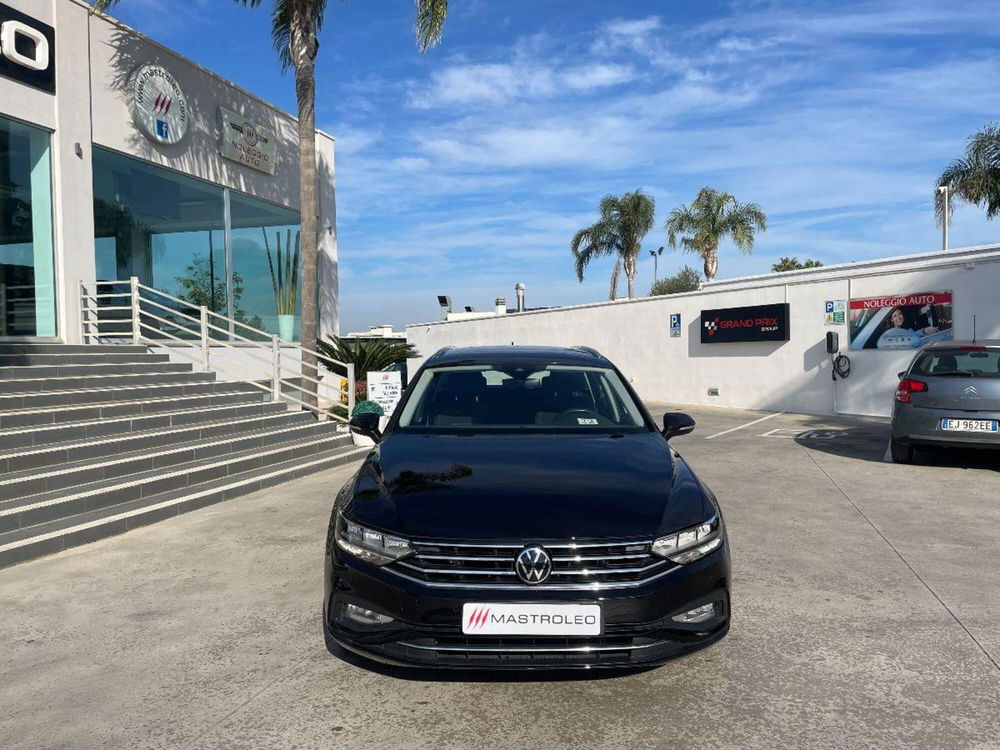 Volkswagen Passat Variant usata a Lecce (7)