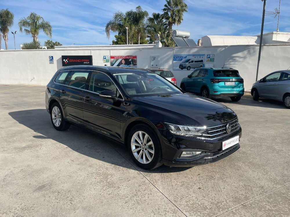 Volkswagen Passat Variant usata a Lecce (9)