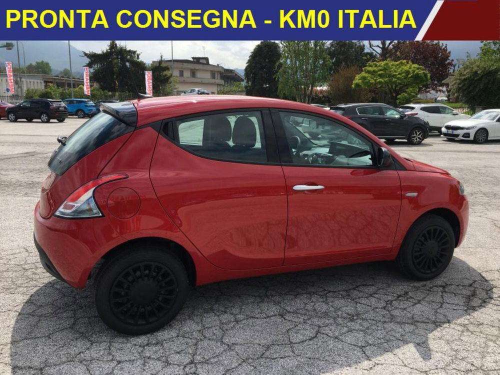 Lancia Ypsilon nuova a Cuneo (3)