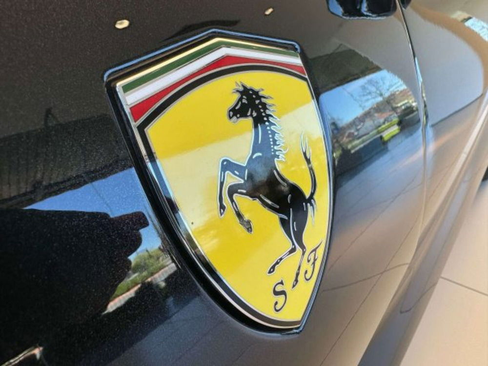 Ferrari 812 Spider usata a Torino (4)