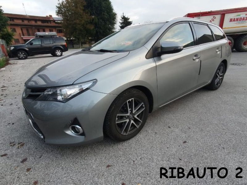 Toyota Auris 1.4 D-4D 5 porte Active del 2014 usata a Savigliano