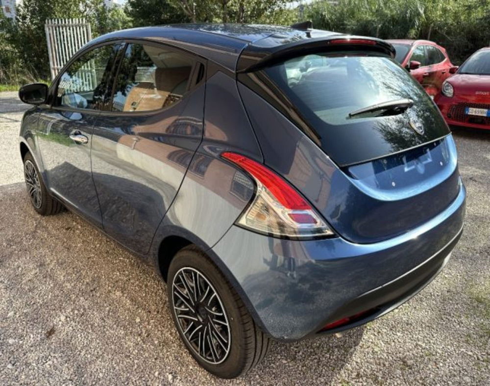 Lancia Ypsilon nuova a Roma (5)