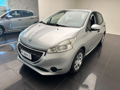 Peugeot 208 VTi 82 CV 5 porte Active  del 2012 usata a Cuneo